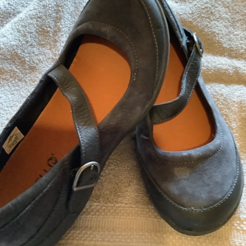 Merrell walking shoe - Picture 4 of 4